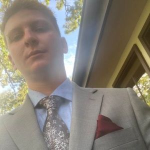 Meet your Posher, Max